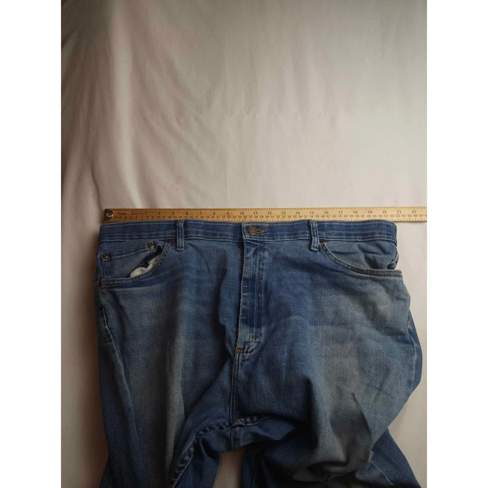 Wrangler Performance Series Mens 42x30 Straight Leg Jeans Medium Wash